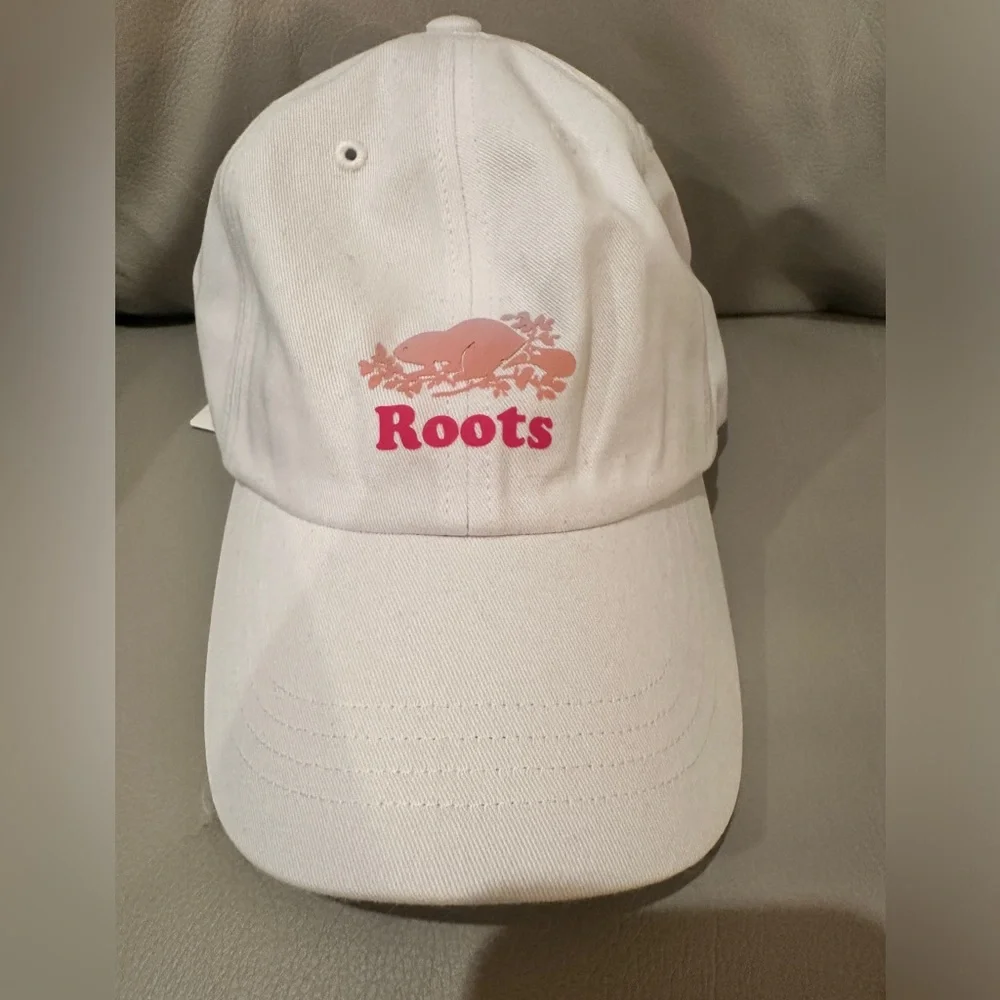 White Roots Hat - Picture 1 of 1